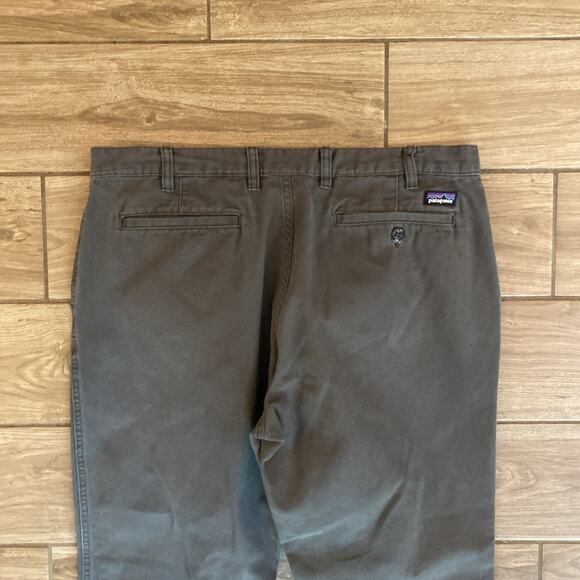 Patagonia Field Pants Men's size 36x32 Flat Front Organic Cotton Green/Gray - Picture 8 of 10